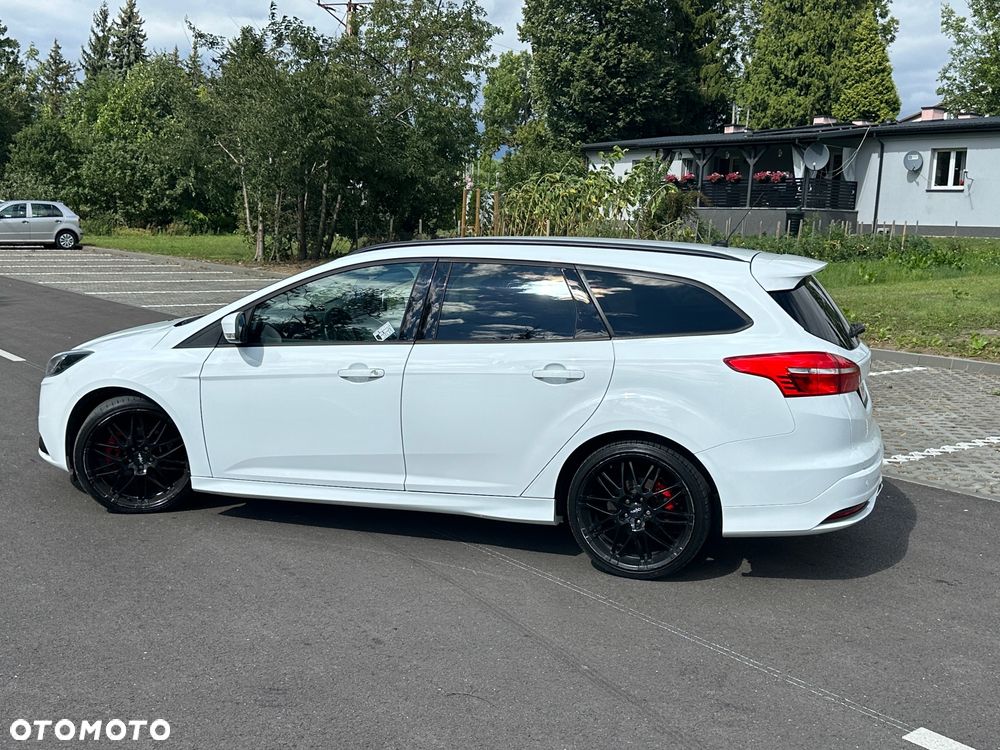 Ford Focus - 13
