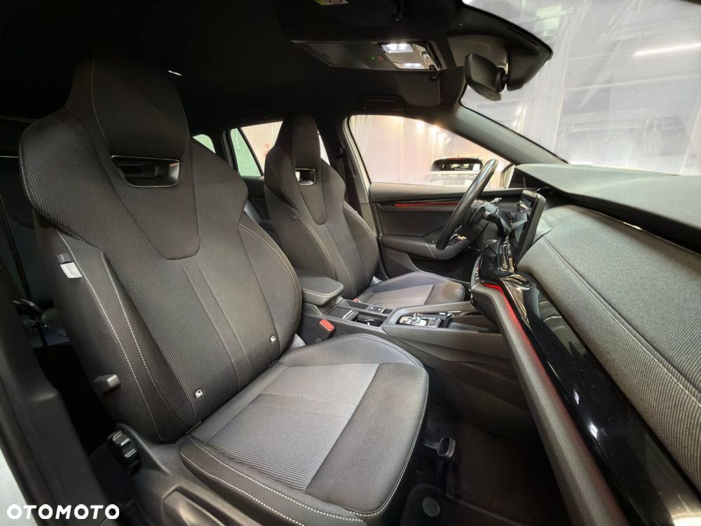 Skoda Octavia 2.0 TDI Sportline DSG - 22