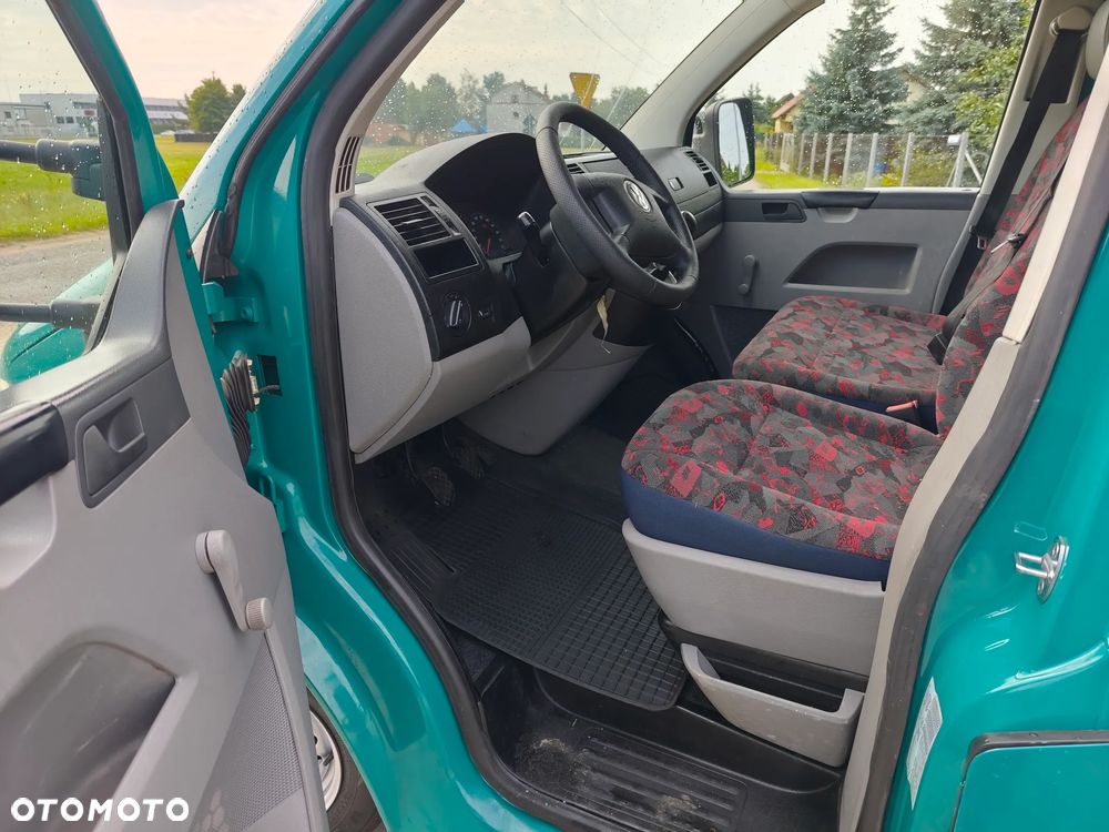Volkswagen Transporter T5 - 13