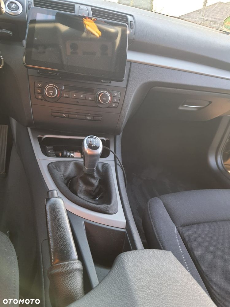 BMW Seria 1 - 15
