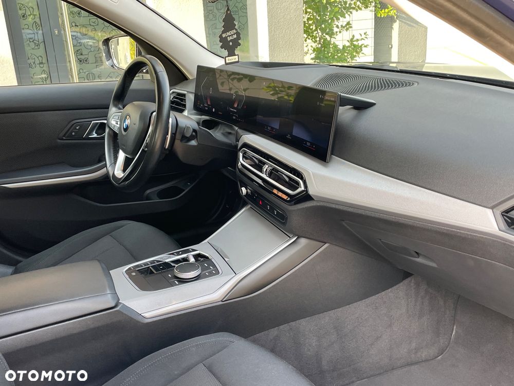 BMW Seria 3 320i Advantage sport - 6