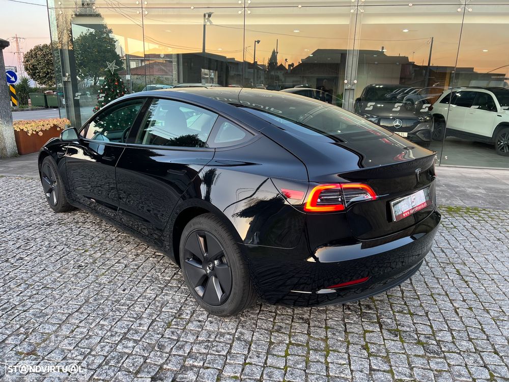 Tesla Model 3 Standard Range Plus RWD - 4