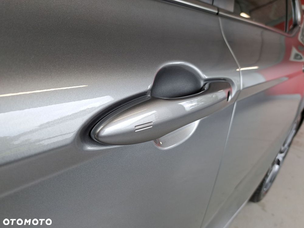 Toyota Camry 2.5 Hybrid Prestige CVT - 38