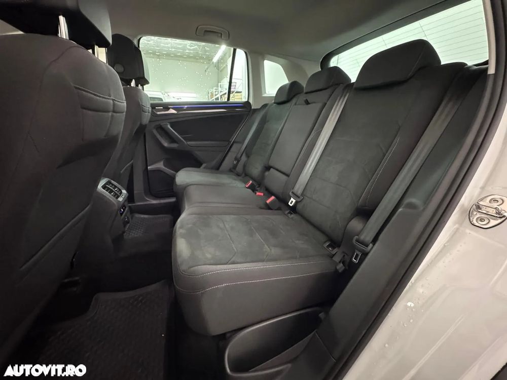 Volkswagen Tiguan - 24