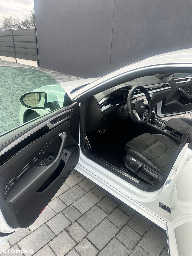 Volkswagen Arteon 2.0 TDI R-Line DSG - 12