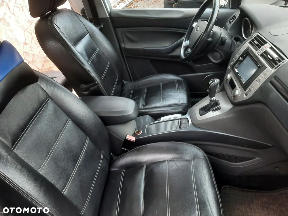 Ford Kuga 2.5 4x4 White Magic - 8