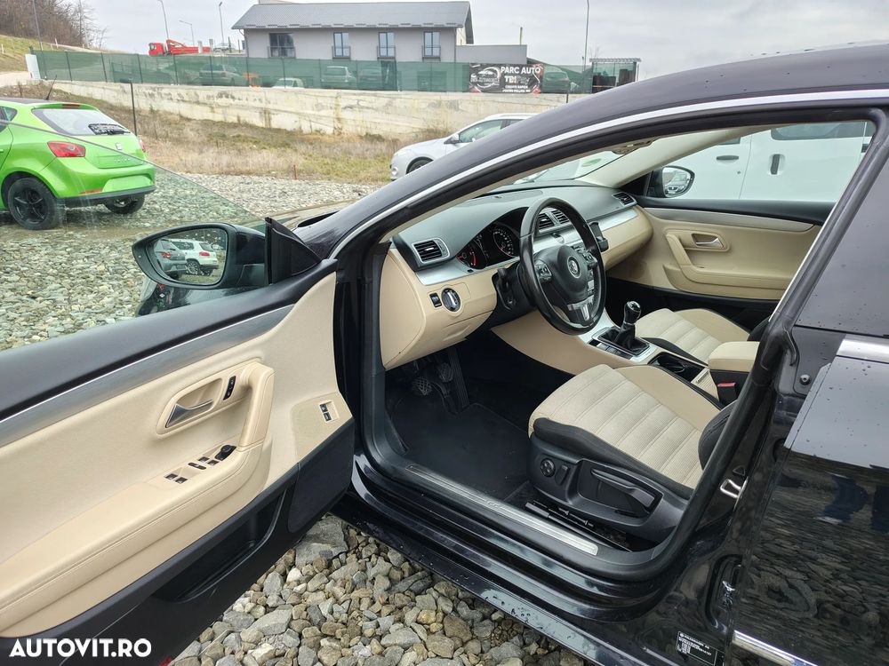 Volkswagen Passat CC 2.0 TDI 4Motion BlueMotion Technology - 10