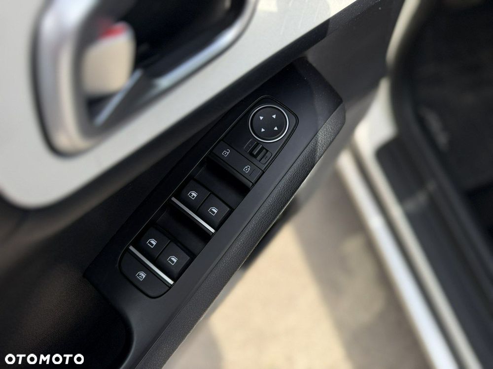 Kia Soul 64kWh M - 13