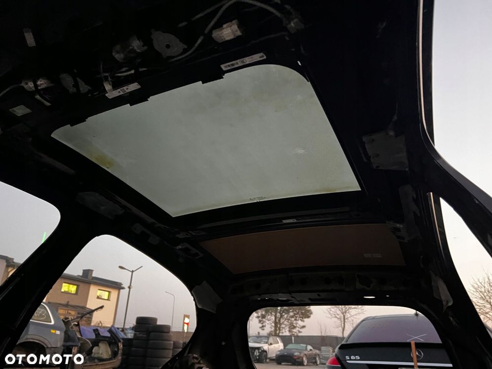 DACH SZYBERDACH POSZYCIE ĆWIARTKA SŁUPKI PANORAMA SOLAR MERCEDES A W177 HB - 4