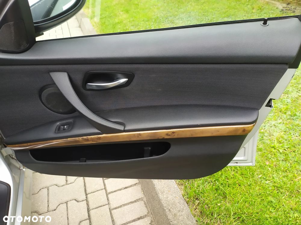 BMW Seria 3 - 27