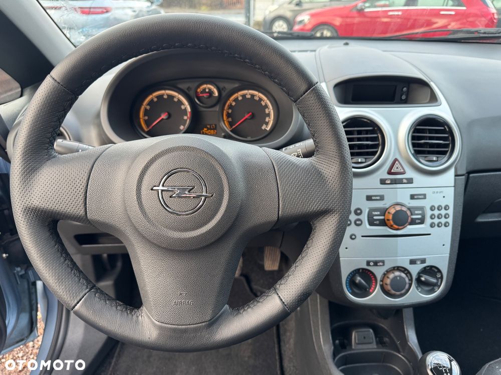 Opel Corsa 1.2 16V Enjoy - 13