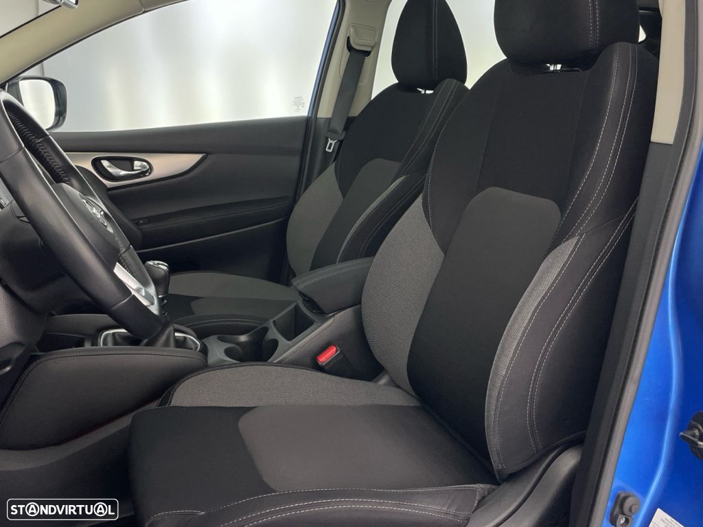 Nissan Qashqai 1.5 dCi N-Connecta - 19