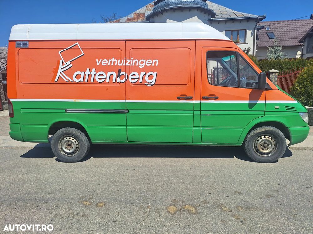 Mercedes-Benz Sprinter 311 - 11