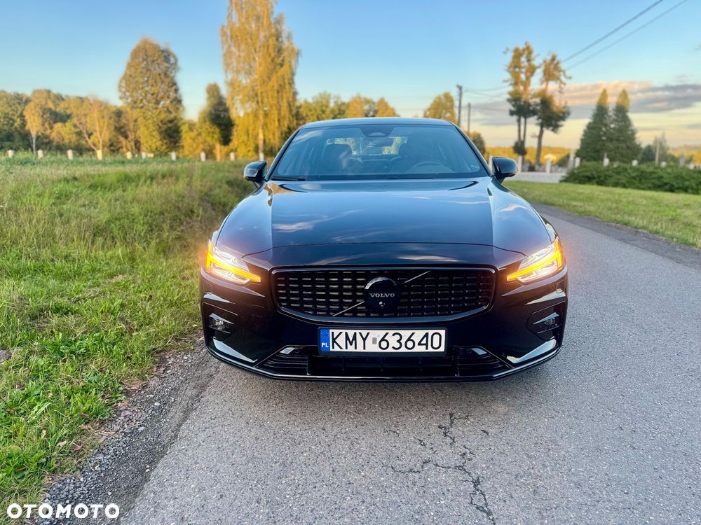 Volvo S60 B5 B AWD Plus Dark - 8