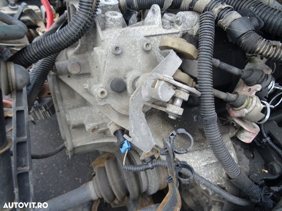 Cutie viteze Opel Astra H 1.7 CDTI Z17DTH 101 CP din 2005 - 1