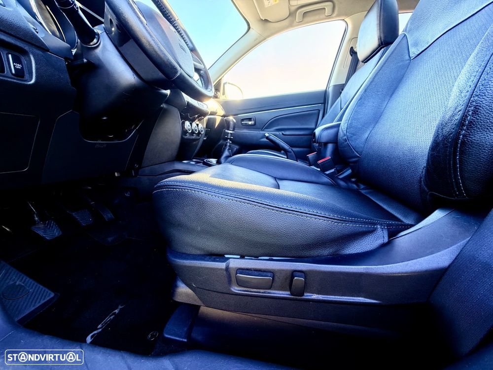 Mitsubishi ASX 1.8 DI-D Instyle NAVI - 25