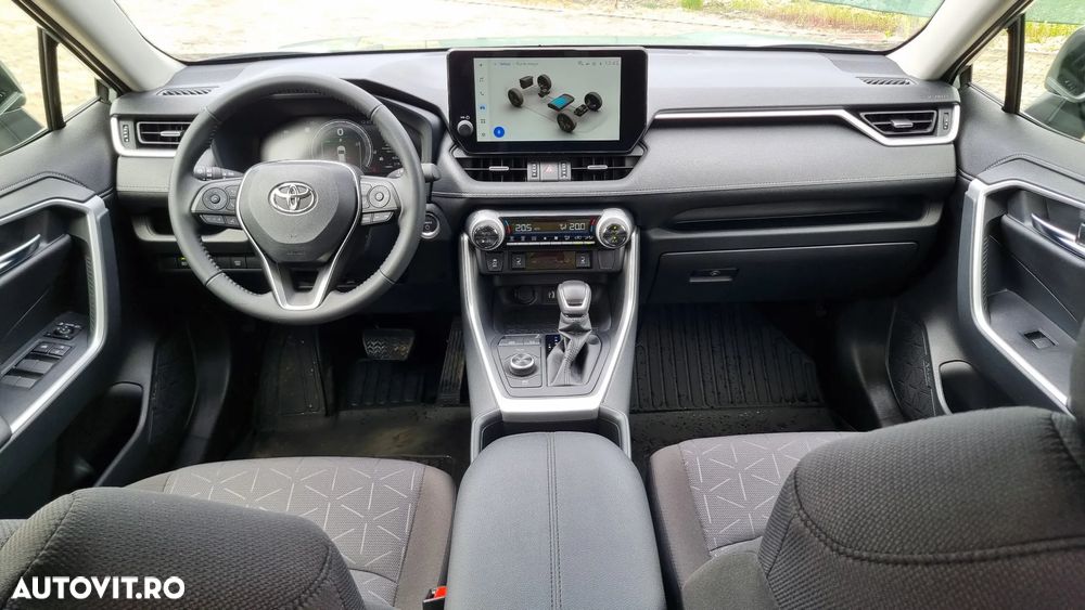 Toyota RAV4 - 11