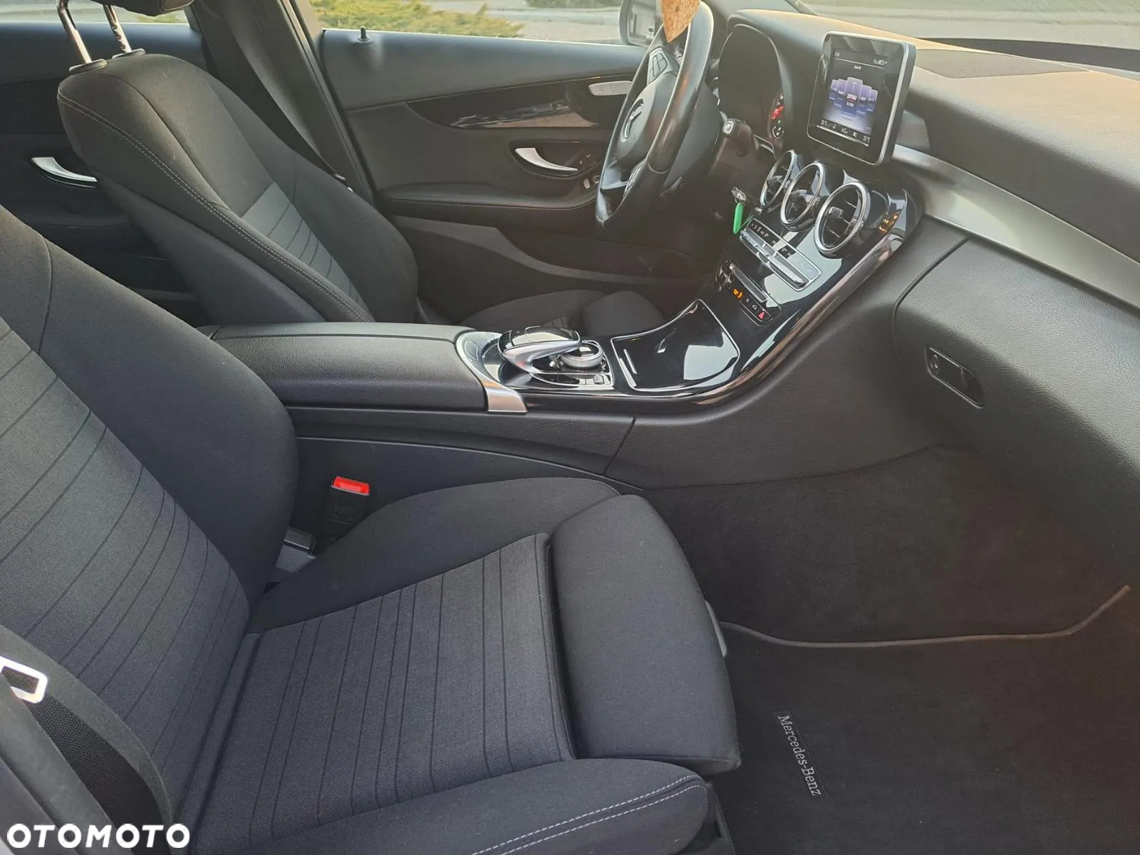 Mercedes-Benz Klasa C 220 d 9G-TRONIC - 13