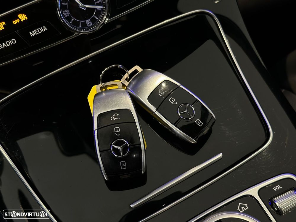 Mercedes-Benz E 220 d 9G-TRONIC AMG Line - 32
