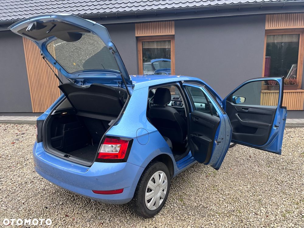 Skoda Fabia 1.0 TSI Ambition DSG - 23