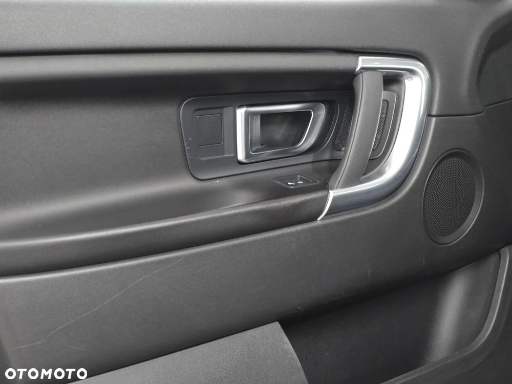 Land Rover Discovery Sport - 17