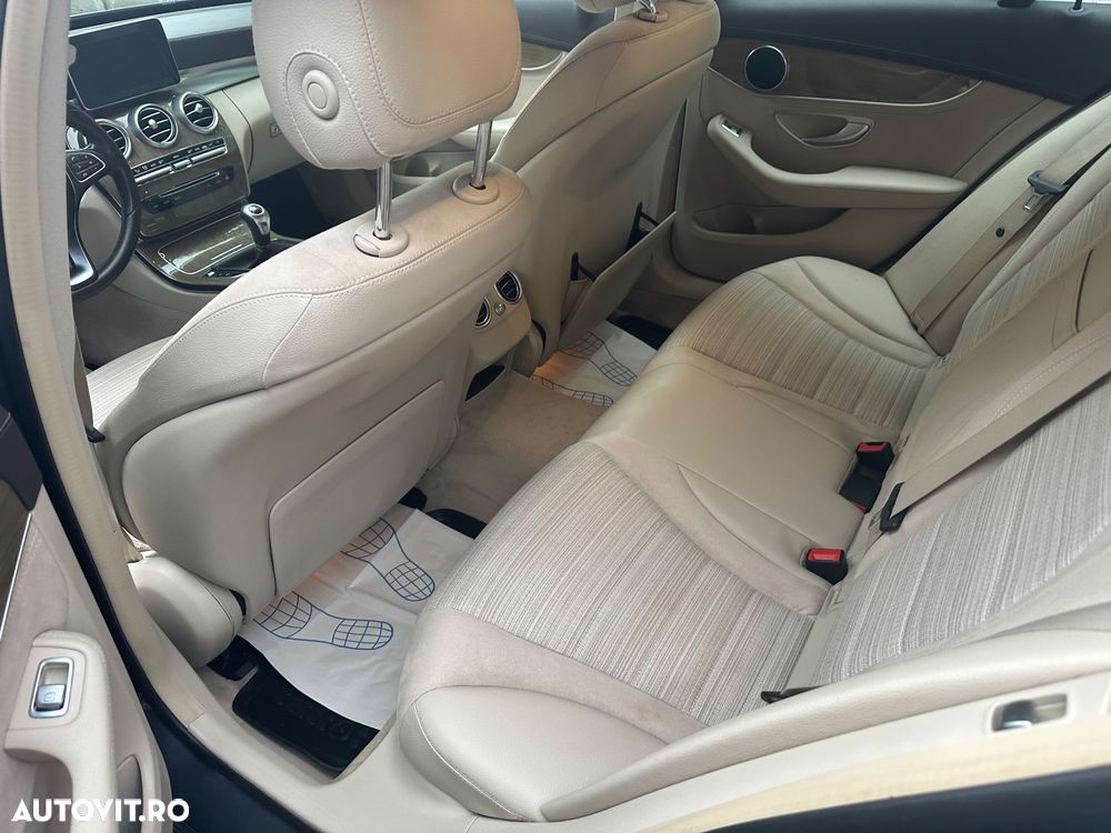 Mercedes-Benz C 200 BlueTec - 8