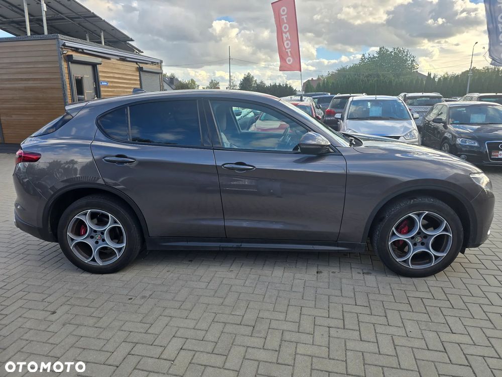 Alfa Romeo Stelvio 2018 photo 3
