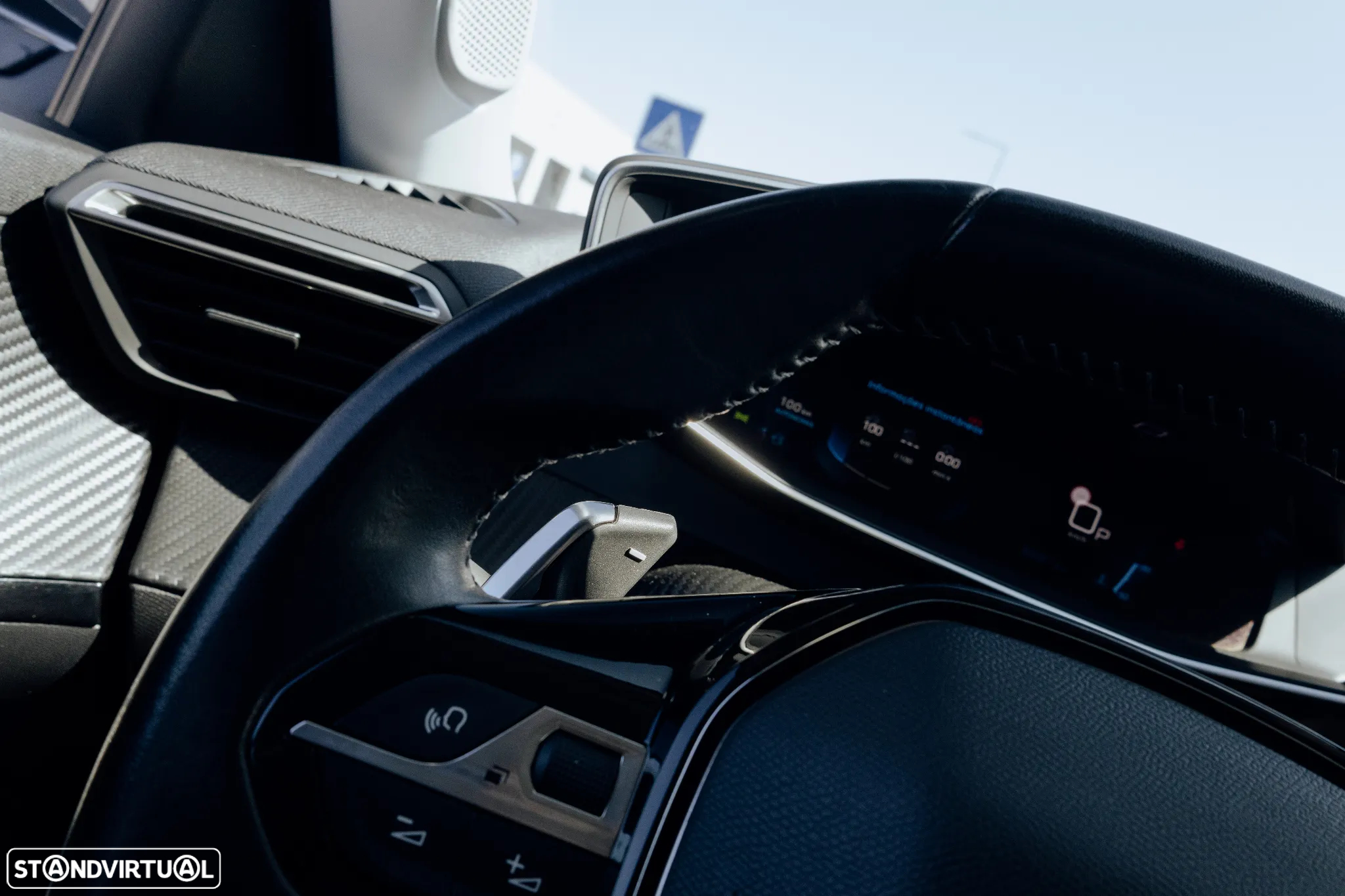 Peugeot 2008 PureTech 130 EAT8 Allure Pack - 10