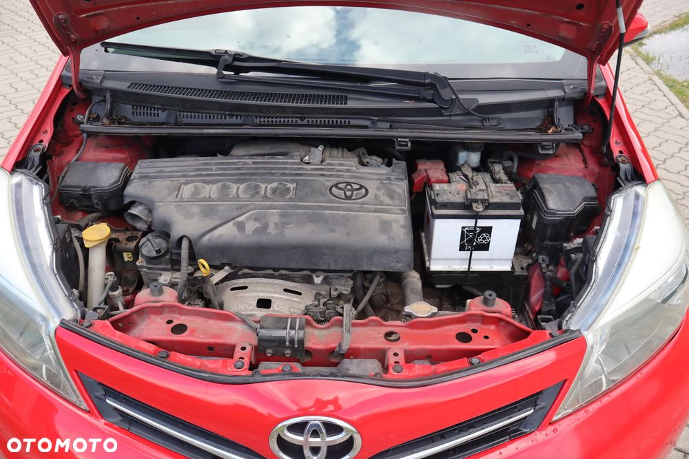 Toyota Yaris 1.33 Premium - 19