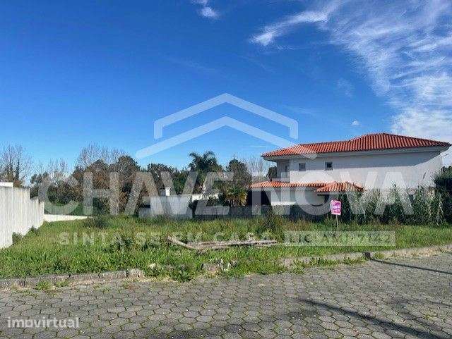 Lote de Terreno p/ Construção de Moradia Isolada em Pedroso - Grande imagem: 2/6