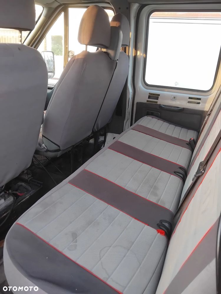 Ford Transit 350L - 10