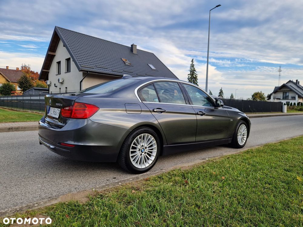 BMW Seria 3 320d Blue Performance Luxury Line - 11