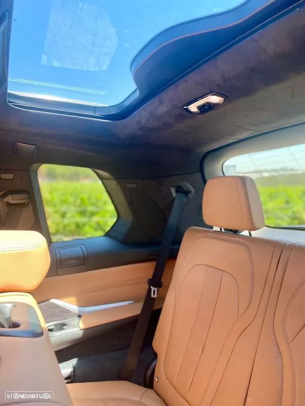 BMW X7 40 d xDrive Pack M - 16