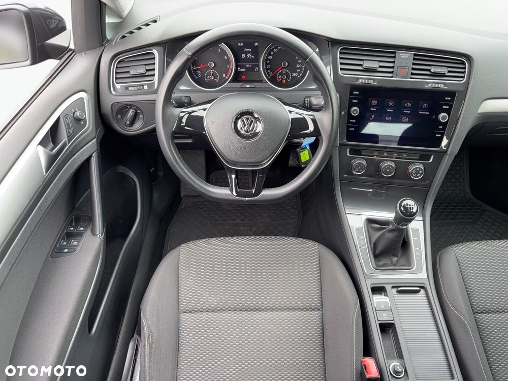Volkswagen Golf 1.5 TSI BMT Trendline - 20