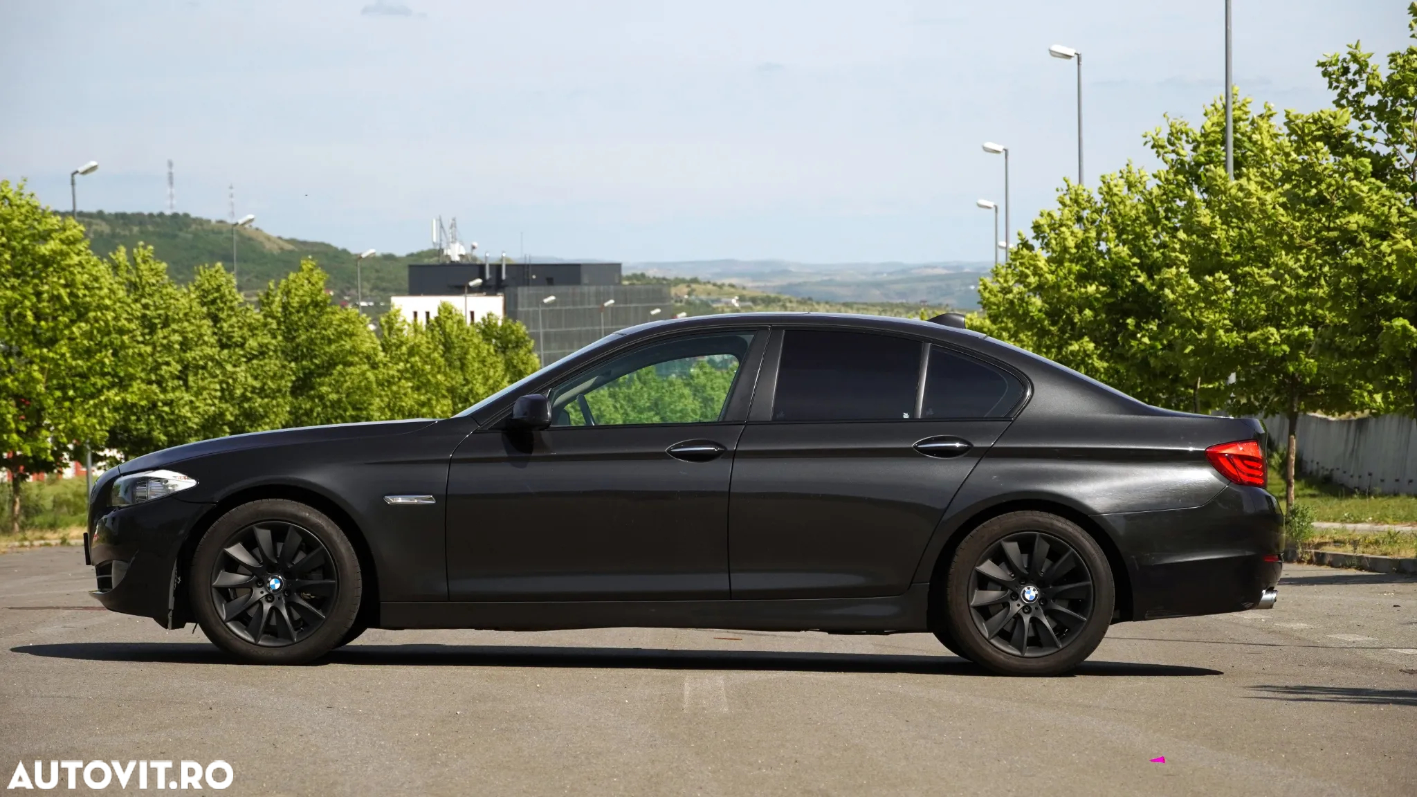 BMW Seria 5 520d - 4