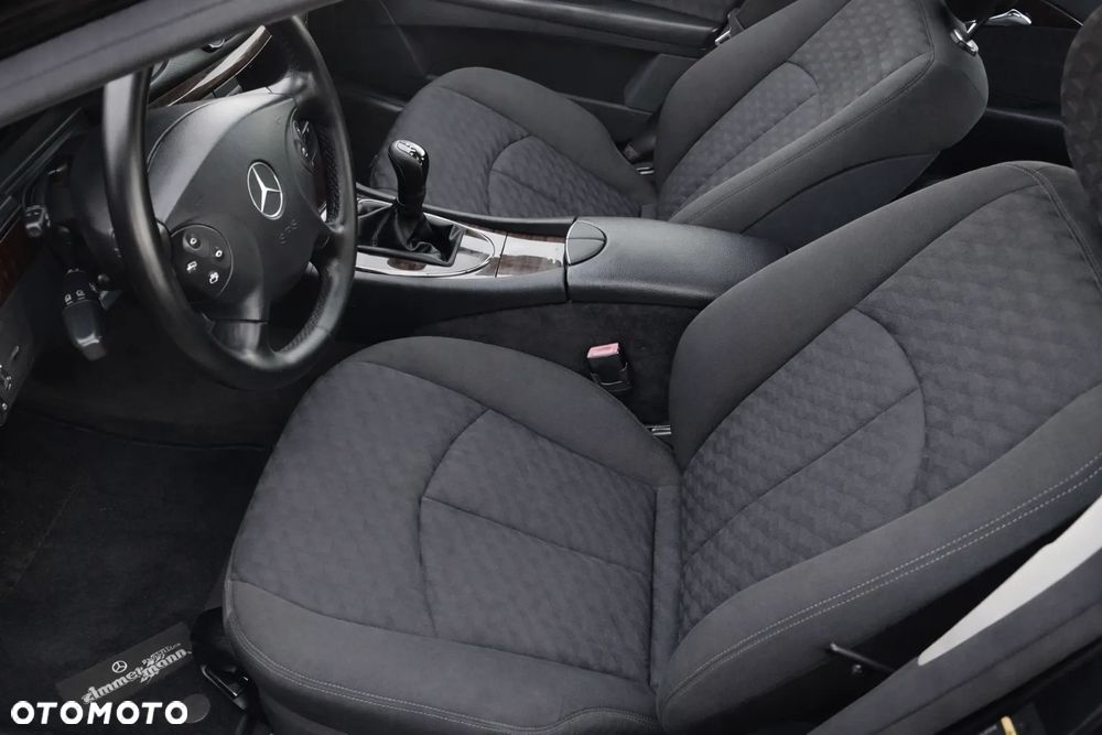 Mercedes-Benz Klasa E 200 Kompressor Classic Sport Edition - 7