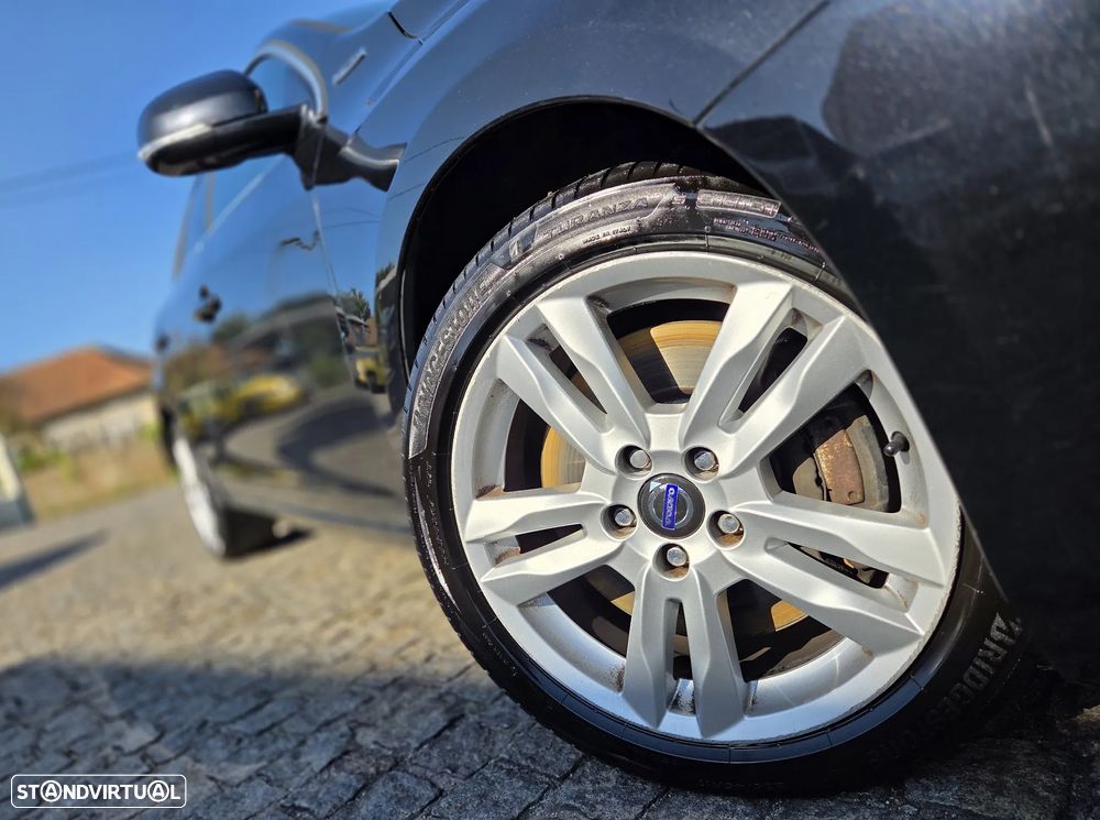 Volvo V60 D6 Plug-In-Hybrid AWD Geartronic Pure Limited - 2