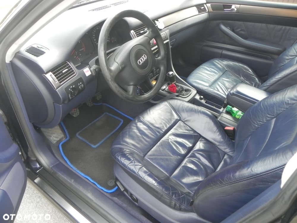 Audi A6 Limousine 2.4 - 11