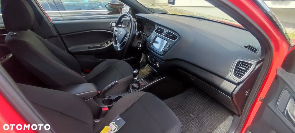 Hyundai i20 blue 1.2 Advantage - 8