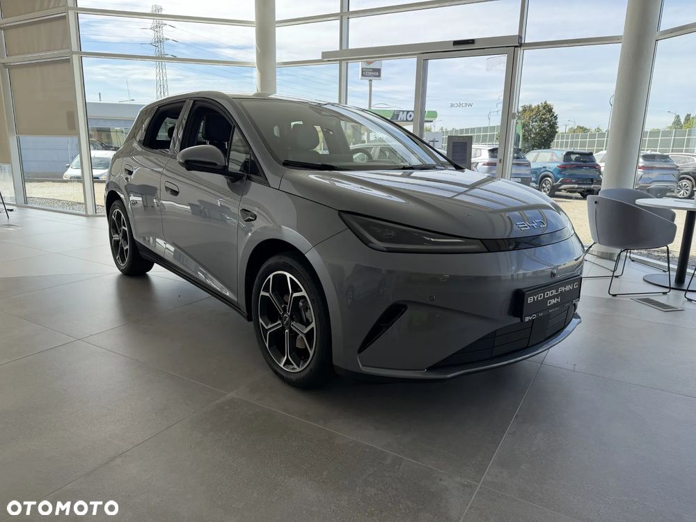 BYD Dolphin G Comfort E-CVT - 2