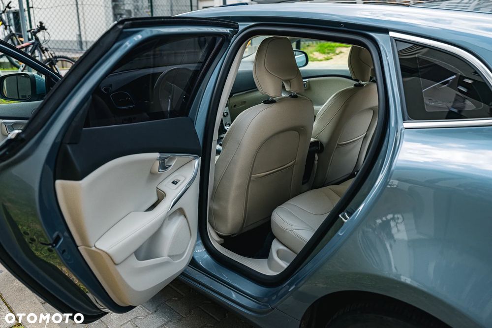 Volvo V40 T3 Drive-E Inscription - 17