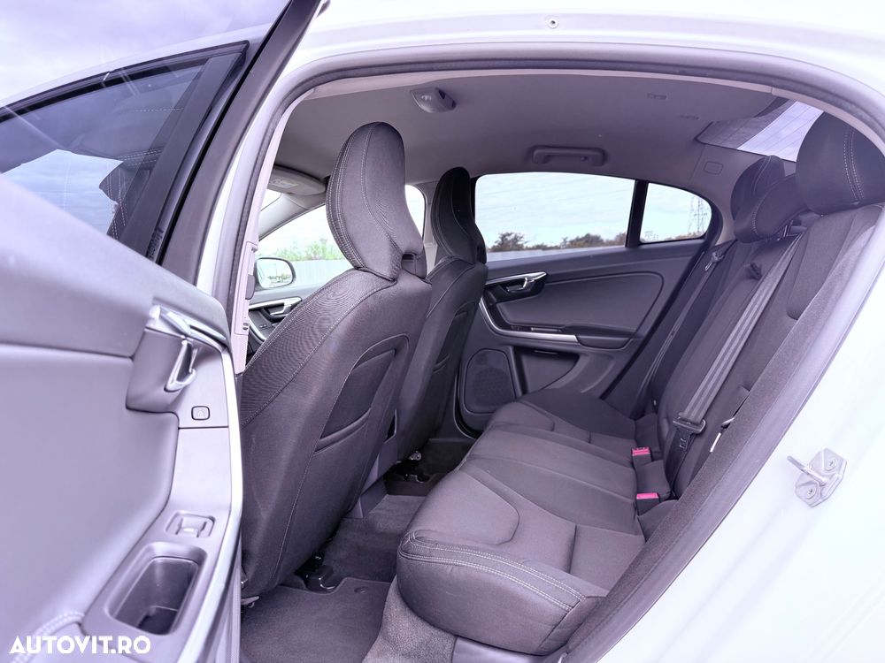 Volvo S60 - 31