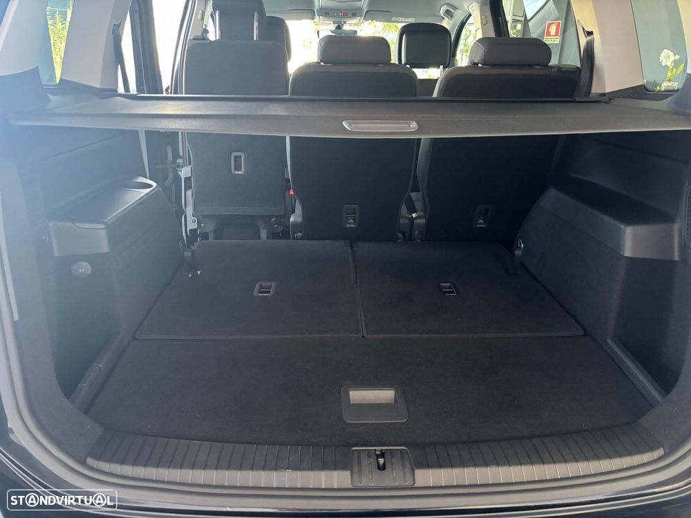 VW Touran 2.0 TDI Confortline - 13