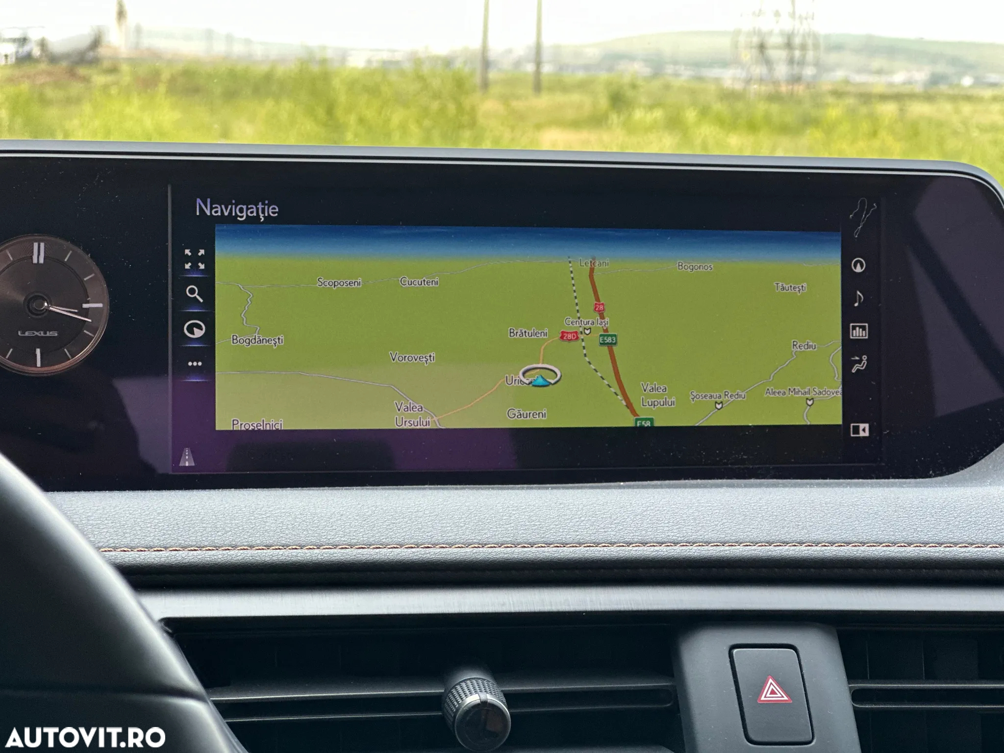 Lexus UX 250h 2.0L HEV 20H- (178 HP) 4X4 CVT Luxury - 26