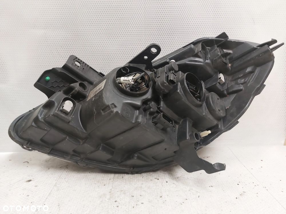 .  LAMPA PRZOD PRZEDNIA PRAWA RENAULT CLIO 3 LIFT - 8