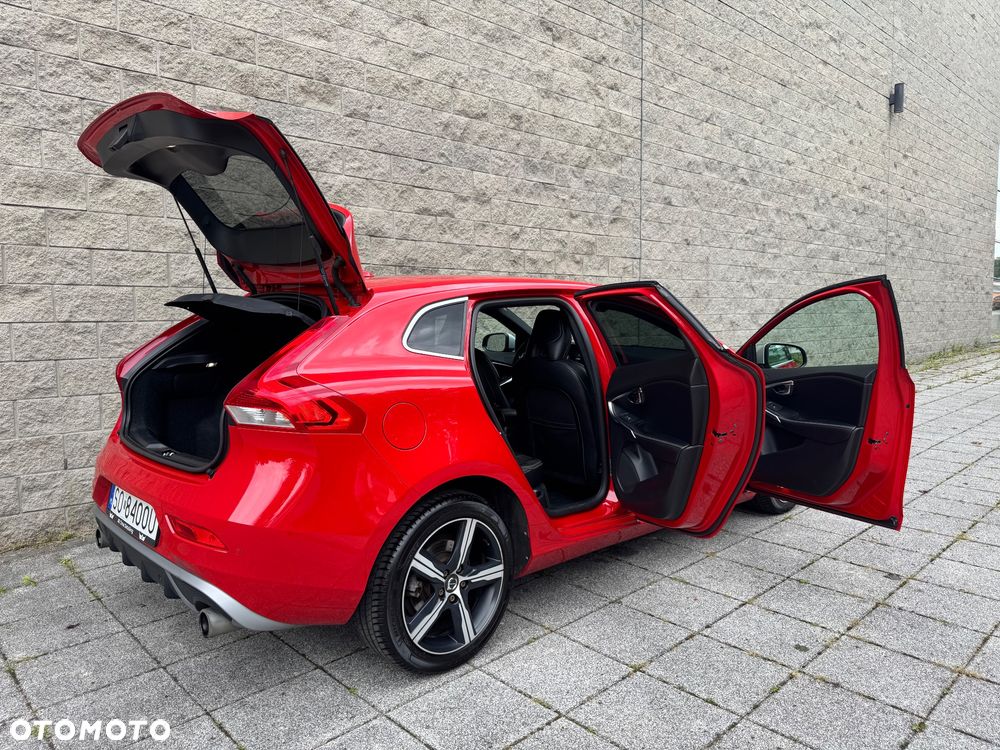 Volvo V40 T3 Drive-E R-Design Momentum - 29