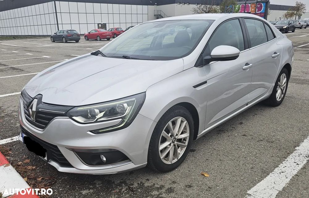 Renault Megane BLUE dCi EDC Limited - 9