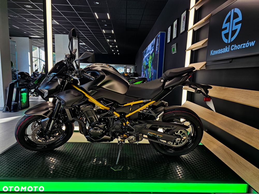 Kawasaki Z 900 - 3