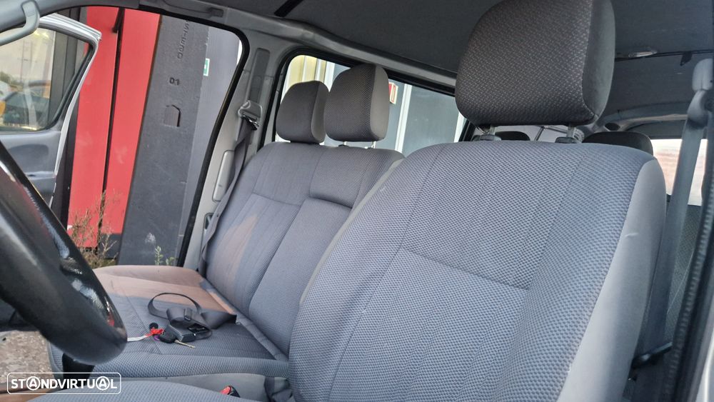 Toyota HiAce 2.5 D-4D C. Service 2.6T - 9