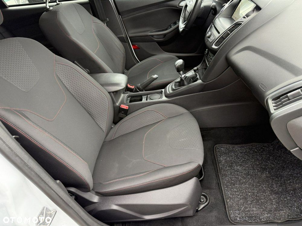 Ford Focus 1.0 EcoBoost ST-Line Black ASS - 14